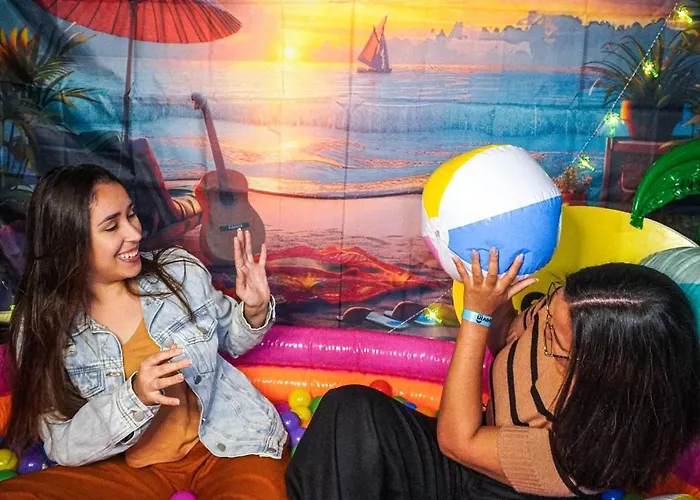 Leevin Mountjoy Albergue *