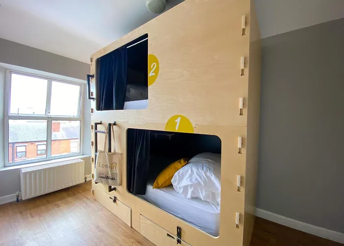 Leevin Mountjoy Hostel *