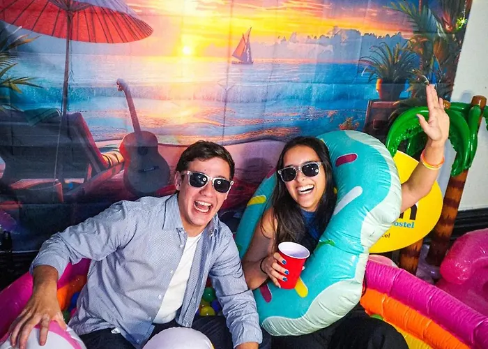 Hostel Leevin Mountjoy *