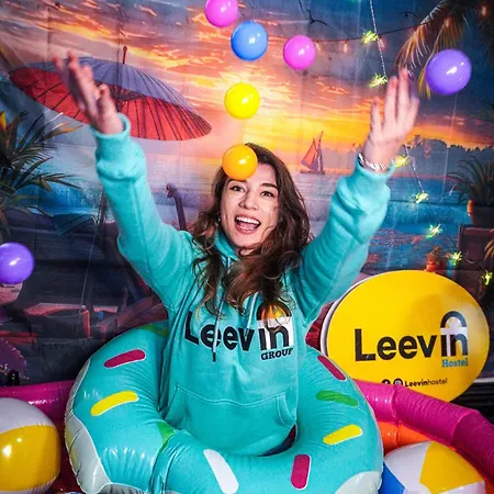 Hostel Leevin Mountjoy *