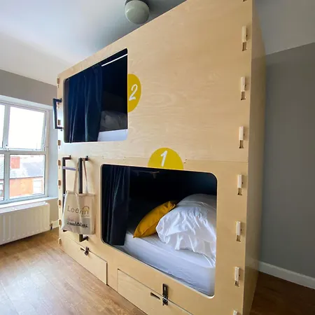 Leevin Mountjoy Vandrerhjem *